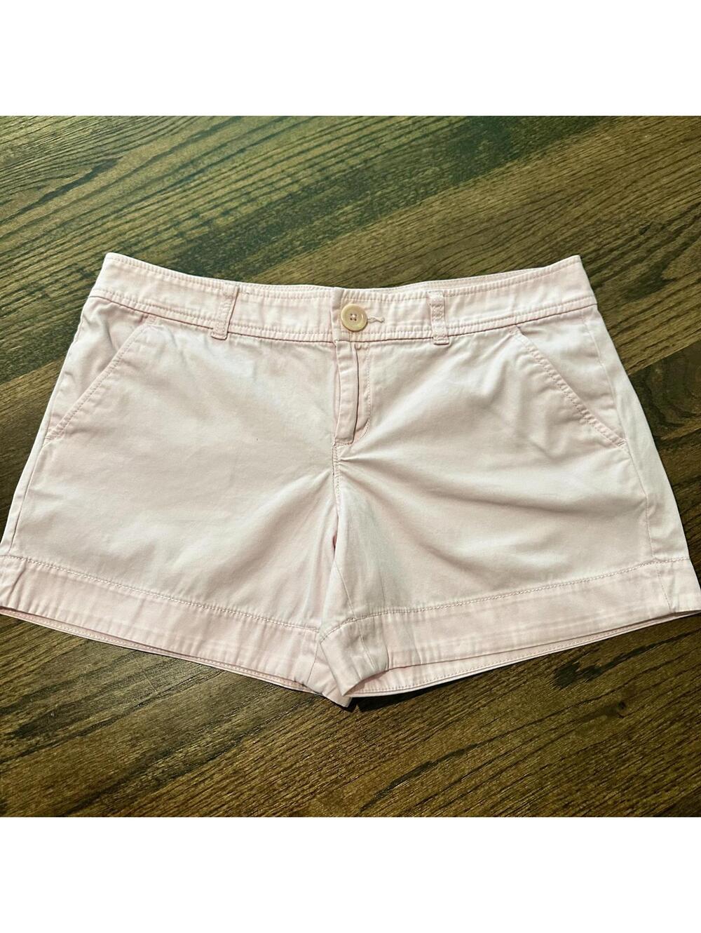 Lilly Pulitzer Light Pink 5" Chino Shorts SZ 8